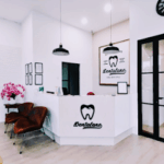 KLINIK PERGIGIAN DENTALANE - Cheras 11 AF1QipNiqKI7RhSDsWxAN59QuaNmEkL0hkUHrRdN3T0lw425 h240 k no